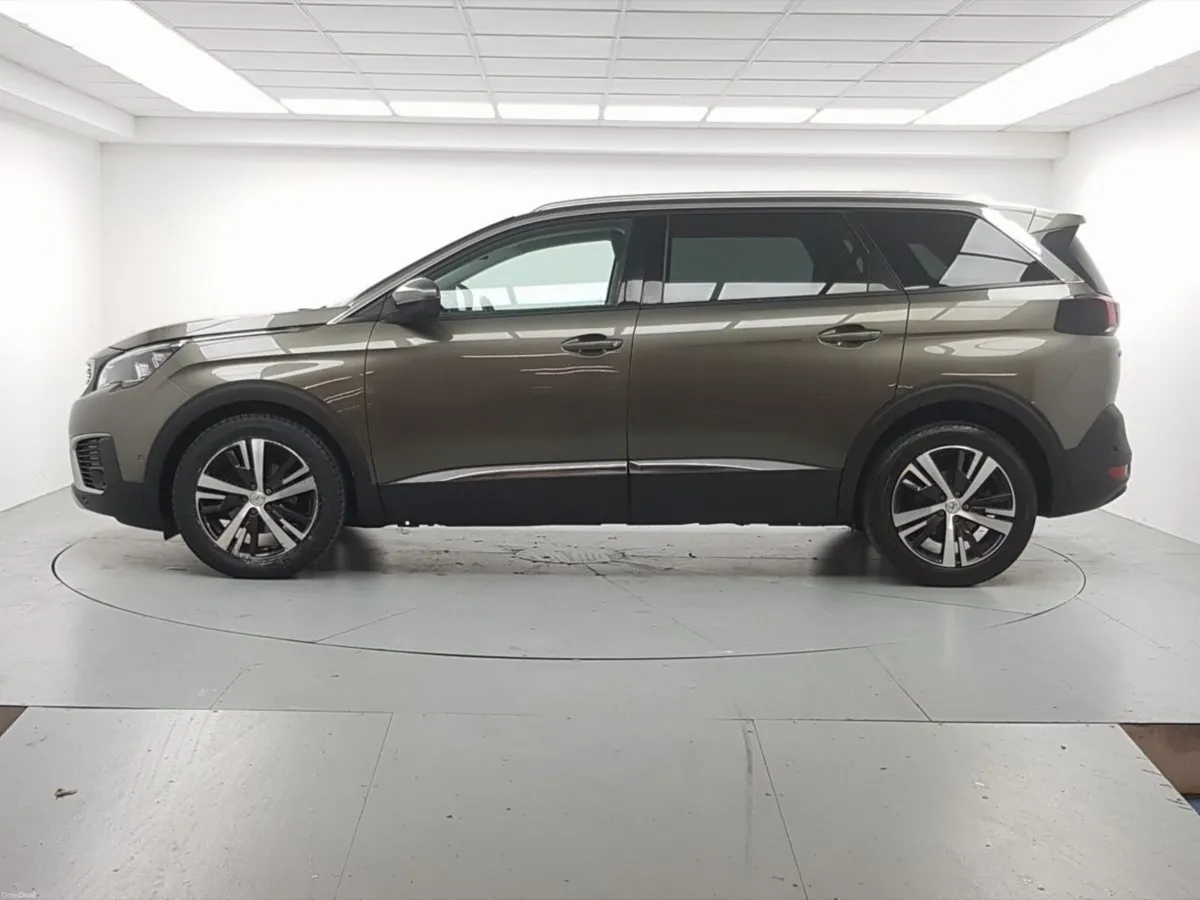 Peugeot 5008 1.5 BlueHDi 130bhp Allure - Image 5