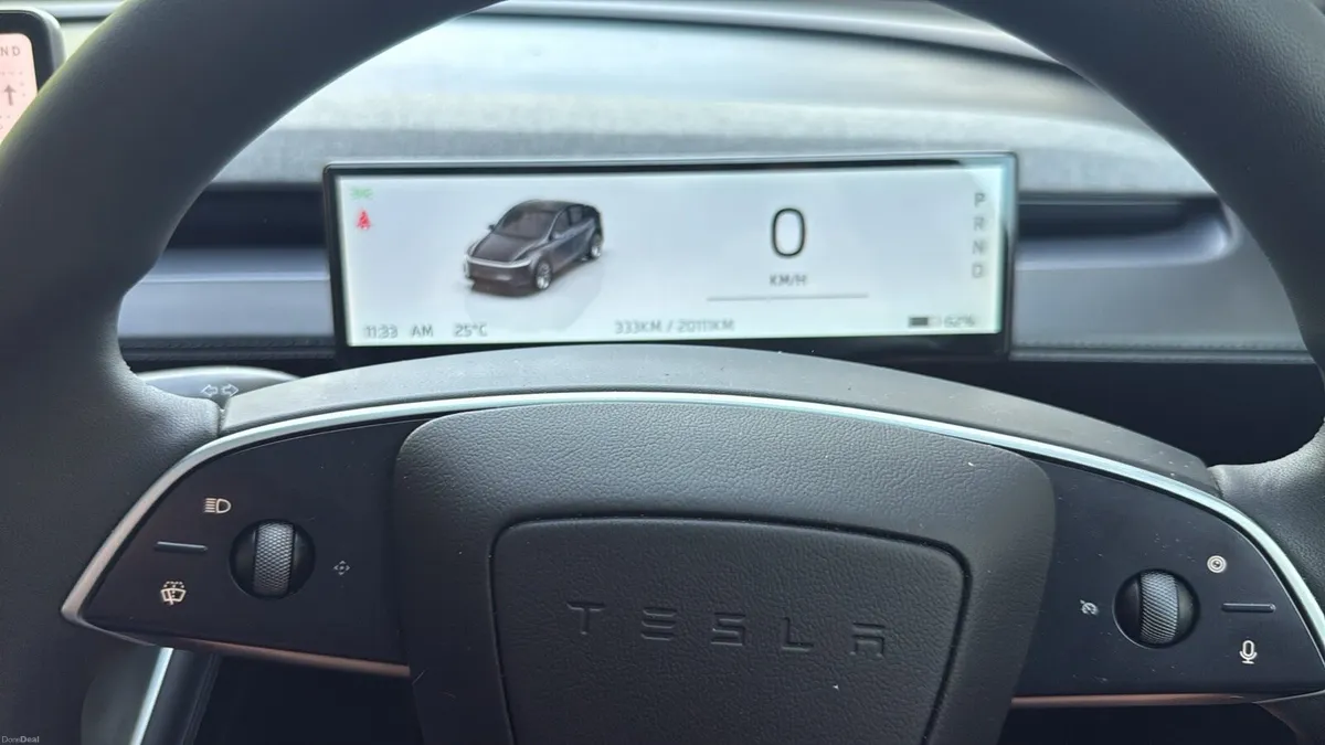 Car - Image 2