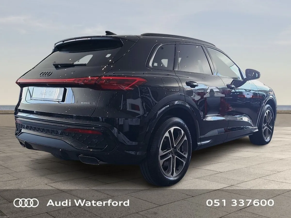 Audi Q5 Q5 E-HYBRID 220 KW Q S LINE from €860 per - Image 4