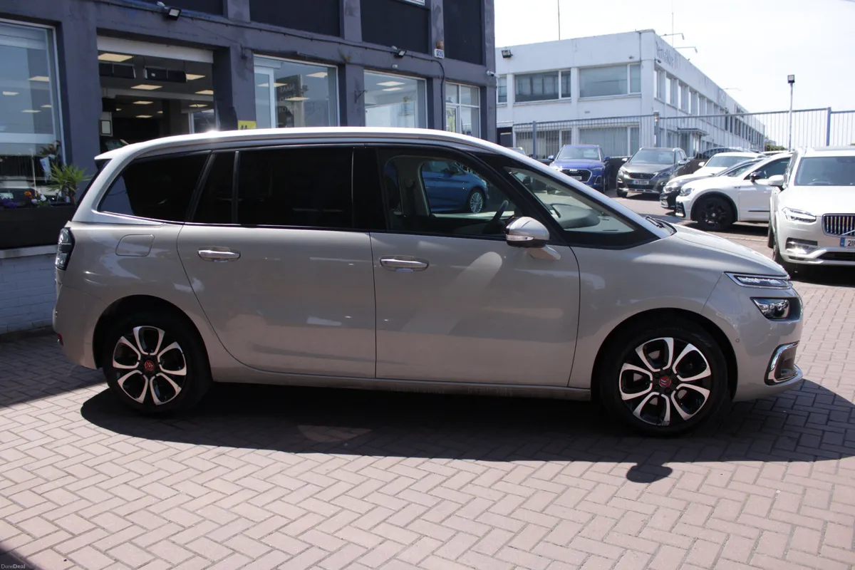 2021 CITROEN GRAND C4 2.0 HDI EXCLUSIVE 7 SEATER - Image 3