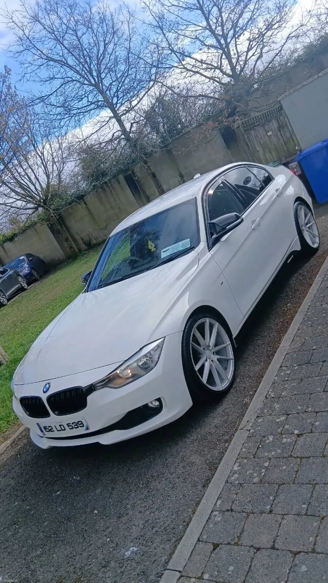Bmw 320 diesel x drive automatic - Image 1