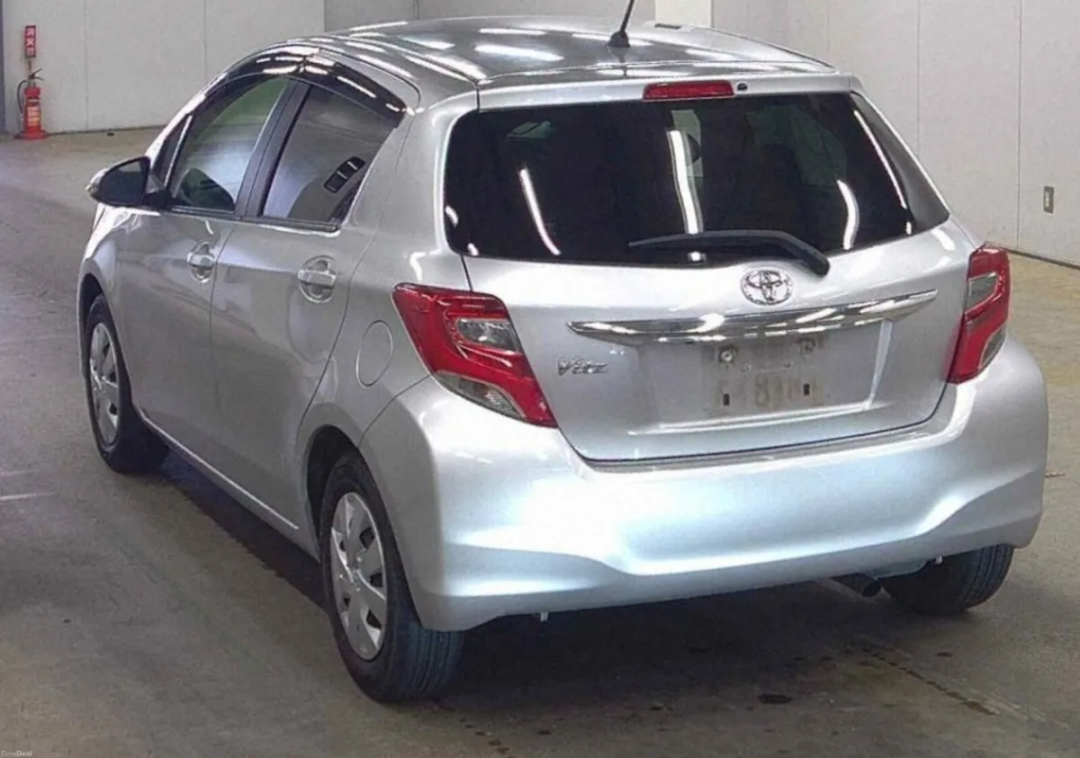 2015 Toyota Yaris Vitz Automatic - Image 4