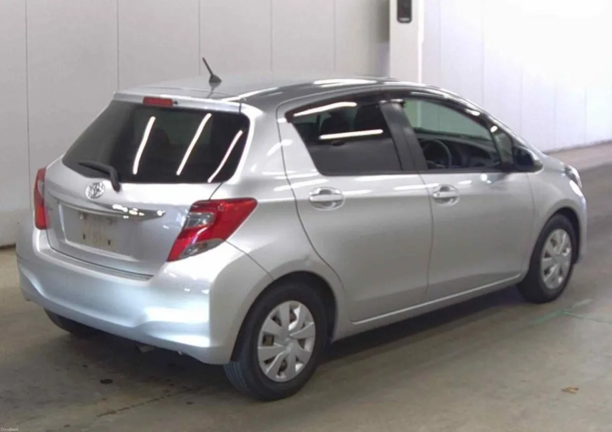 2015 Toyota Yaris Vitz Automatic - Image 3