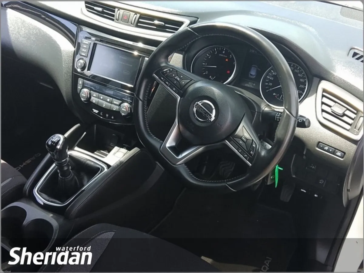 Nissan Qashqai 1.3 PET SV - Image 2