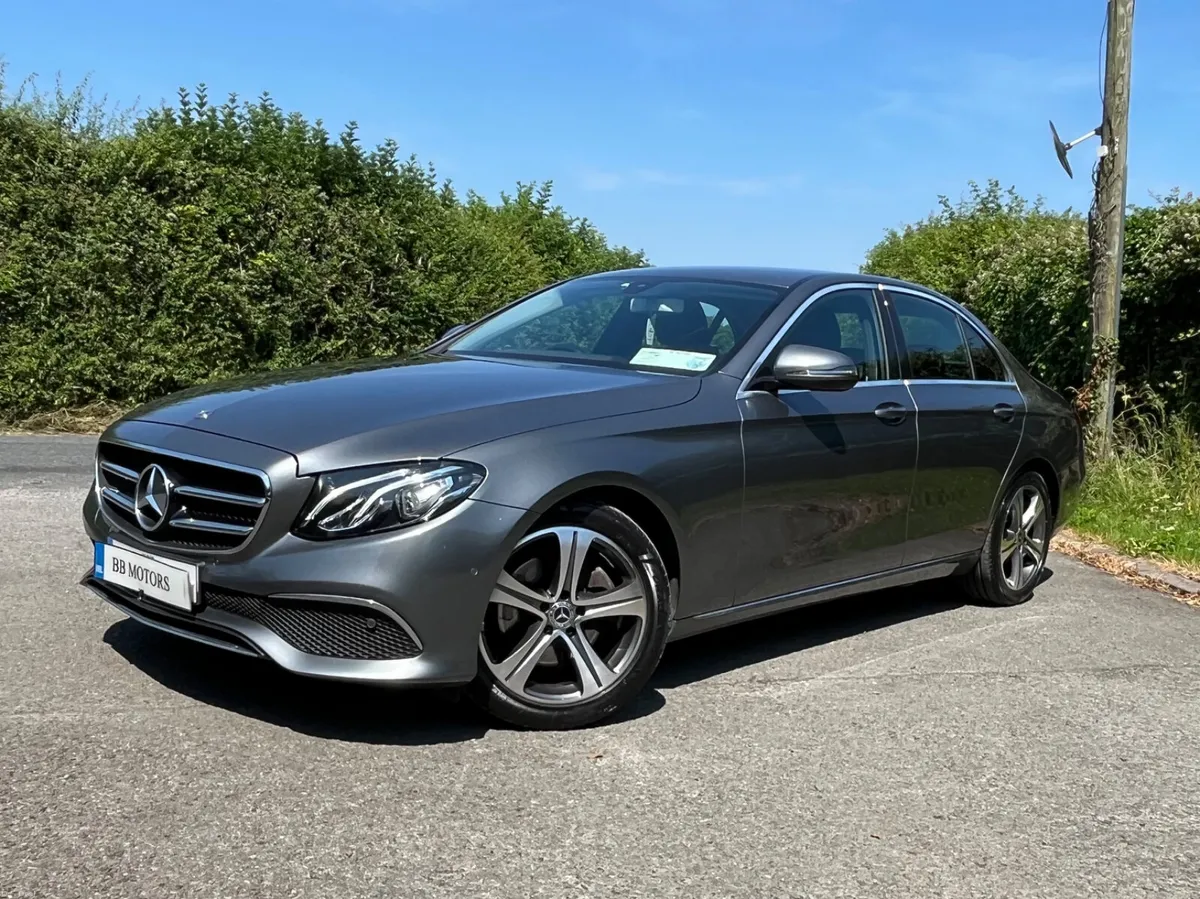 Mercedes-Benz E 220 D AMG LINE 4MATIC. New nct - Image 3