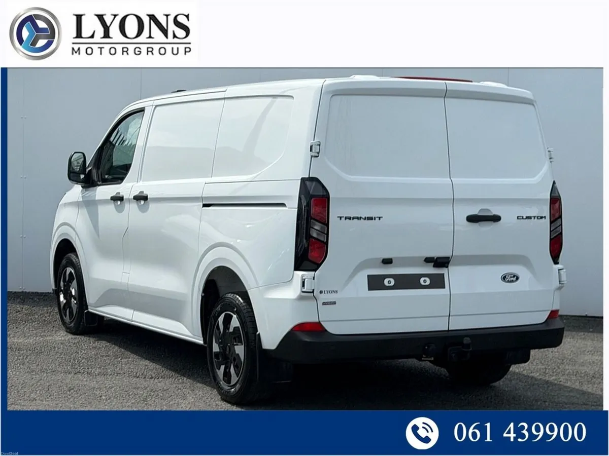 Ford Transit Custom 320L1 2.5PHEV AUTO 225PS - Image 2