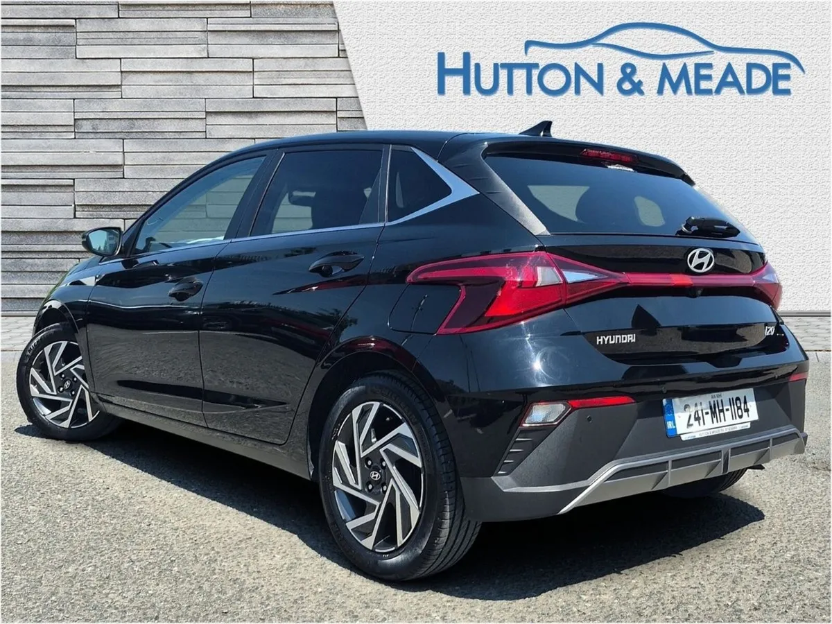 Hyundai i20 Delux Plus 1.2 Petrol 5dr - Image 2