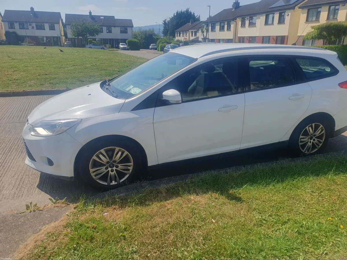 Ford Focus 2013 - Image 1