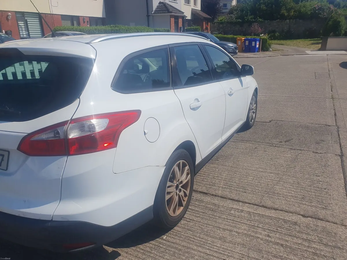 Ford Focus 2013 - Image 3