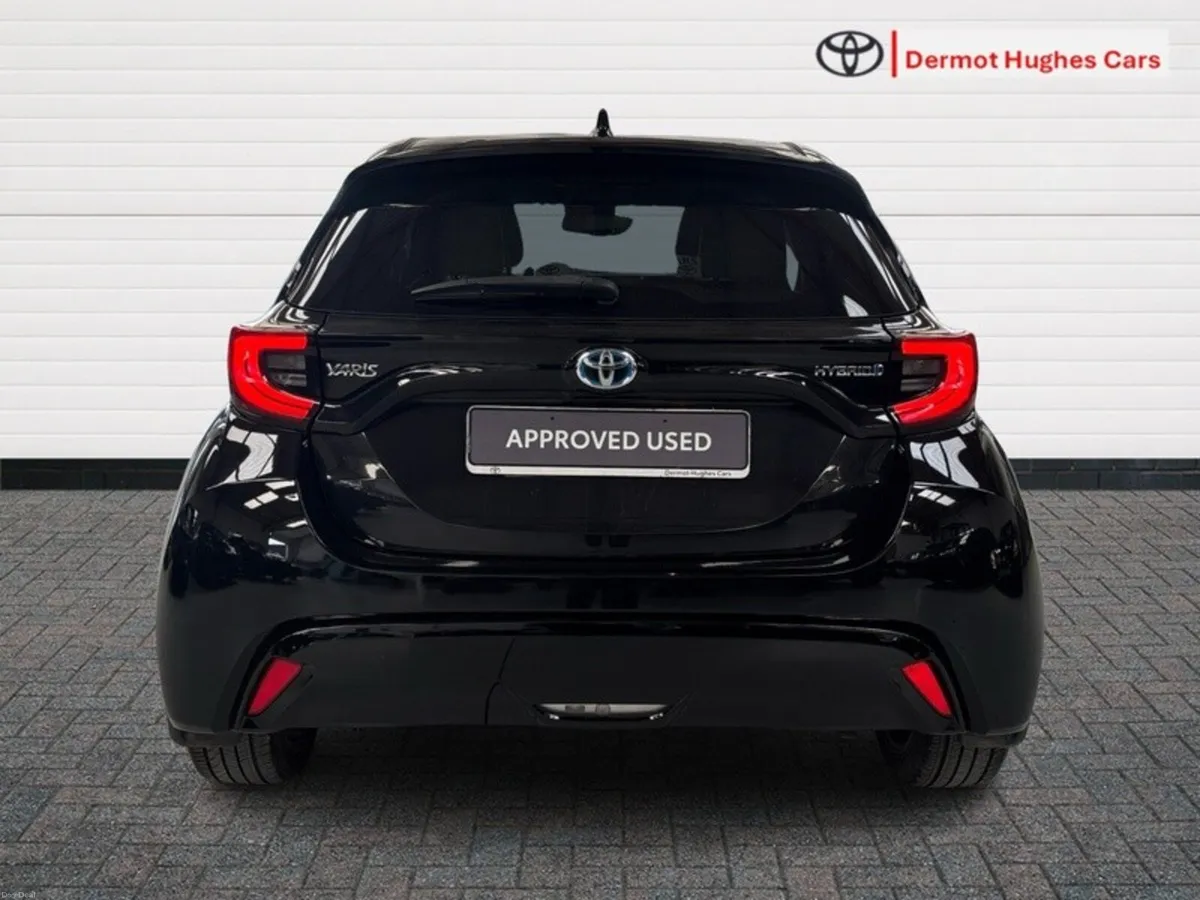 Toyota Yaris PLATINUM 4 4DR AUTO - Image 4