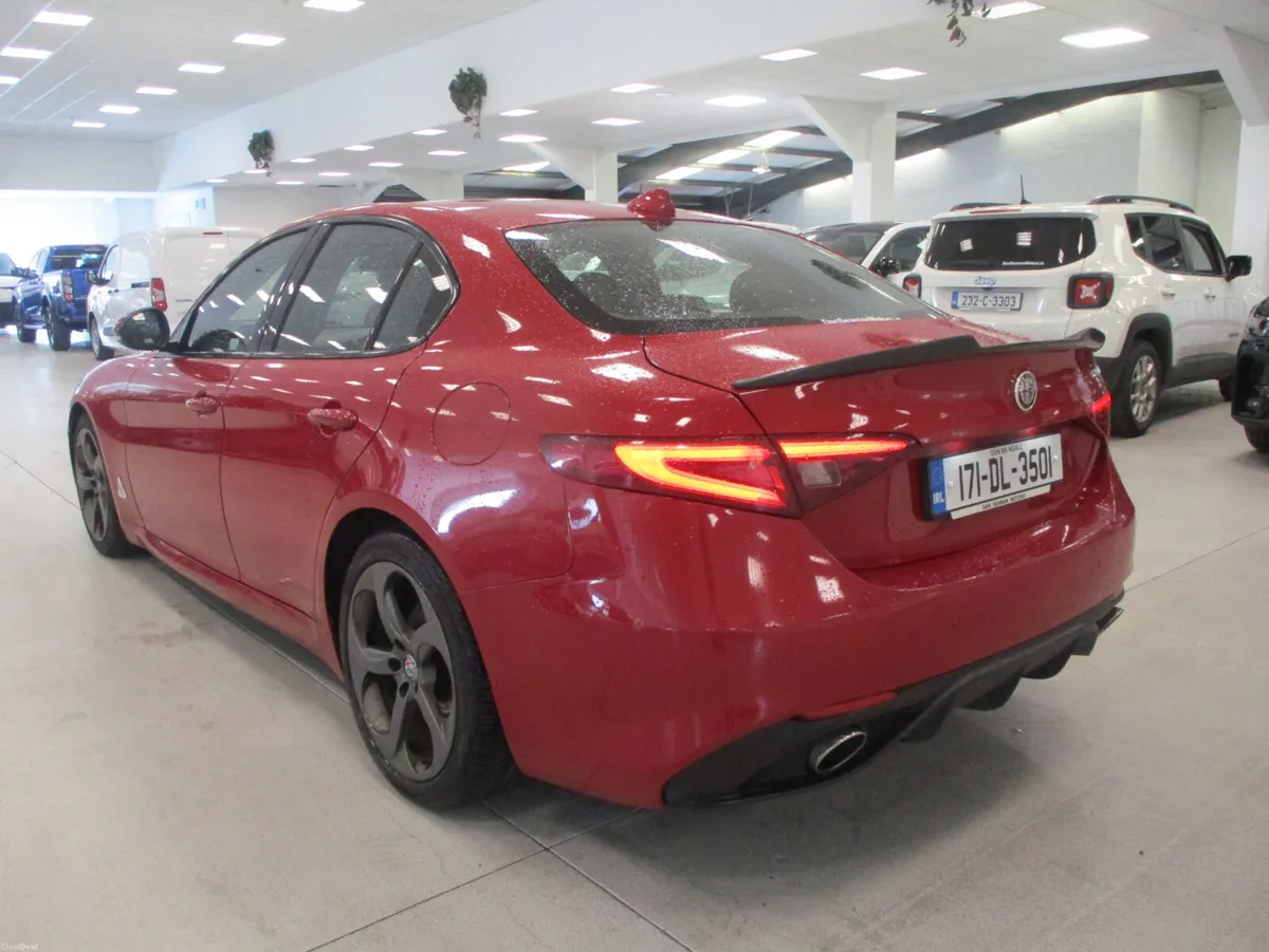 Alfa Romeo Giulia SPECIALE 180 BHP 2.2 DSL  2017 - Image 5