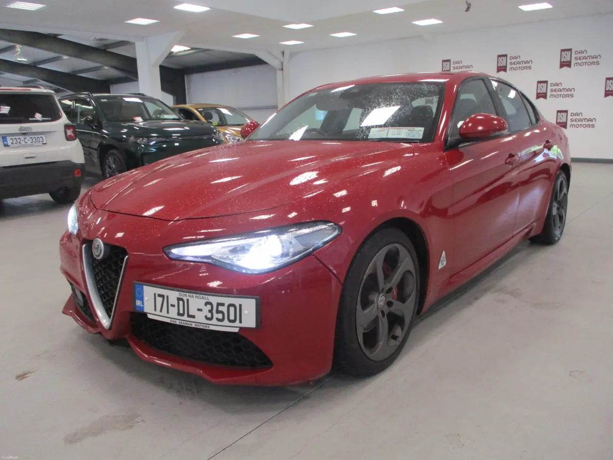 Alfa Romeo Giulia SPECIALE 180 BHP 2.2 DSL  2017 - Image 4
