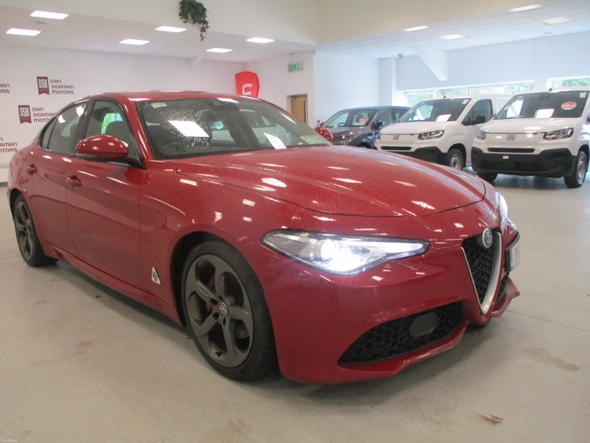 Alfa Romeo Giulia SPECIALE 180 BHP 2.2 DSL  2017 - Image 2