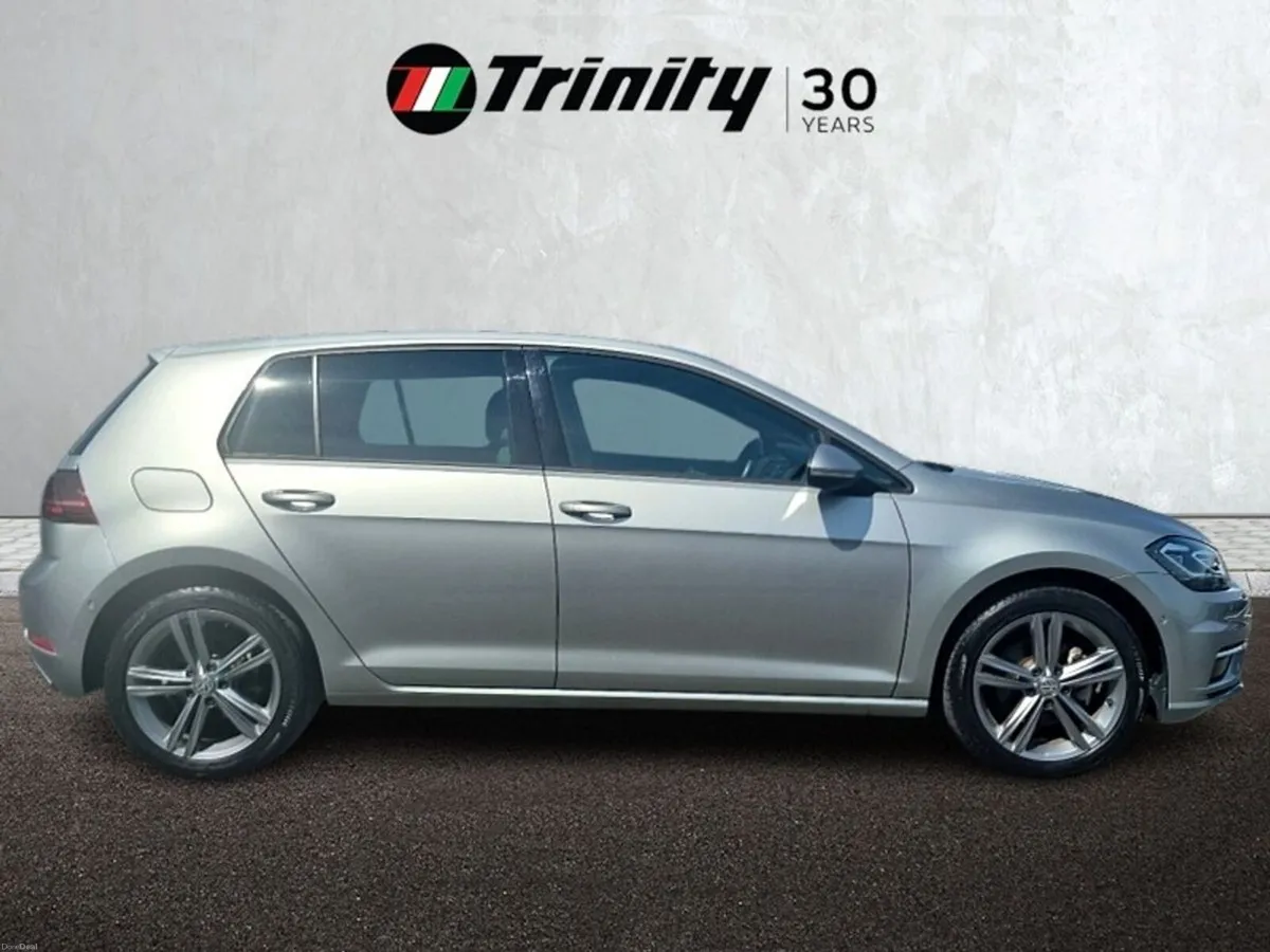 Volkswagen Golf ** LOW KMS ** AUTO ** TRINITY MOTO - Image 5
