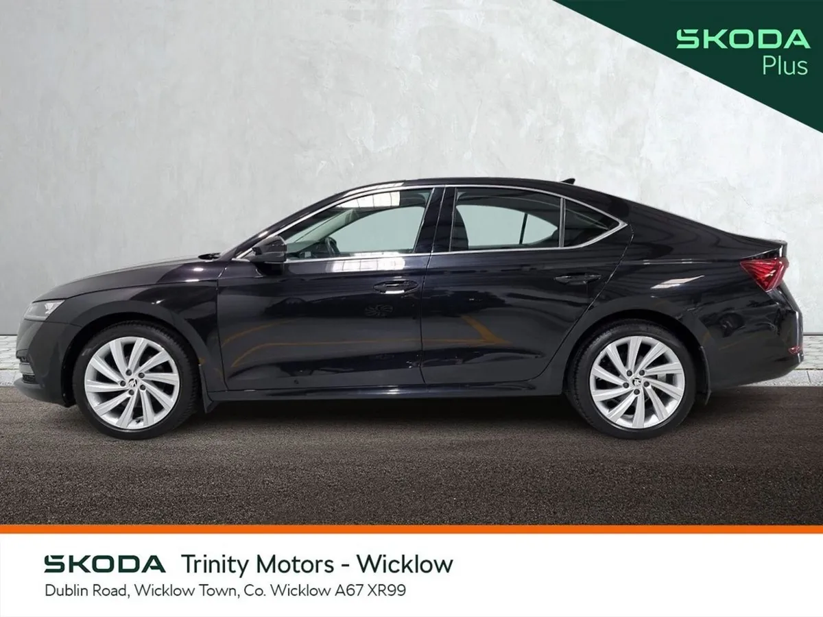 Skoda Octavia ** AWARD WINNING ** STYLE ** 1.0 TSI - Image 6