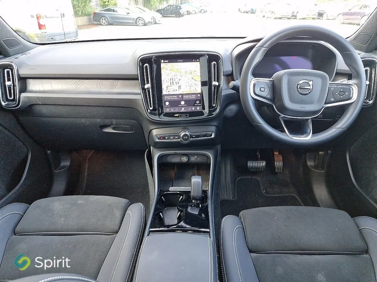 Volvo XC40 Fully Electric, Single Motor - Image 4