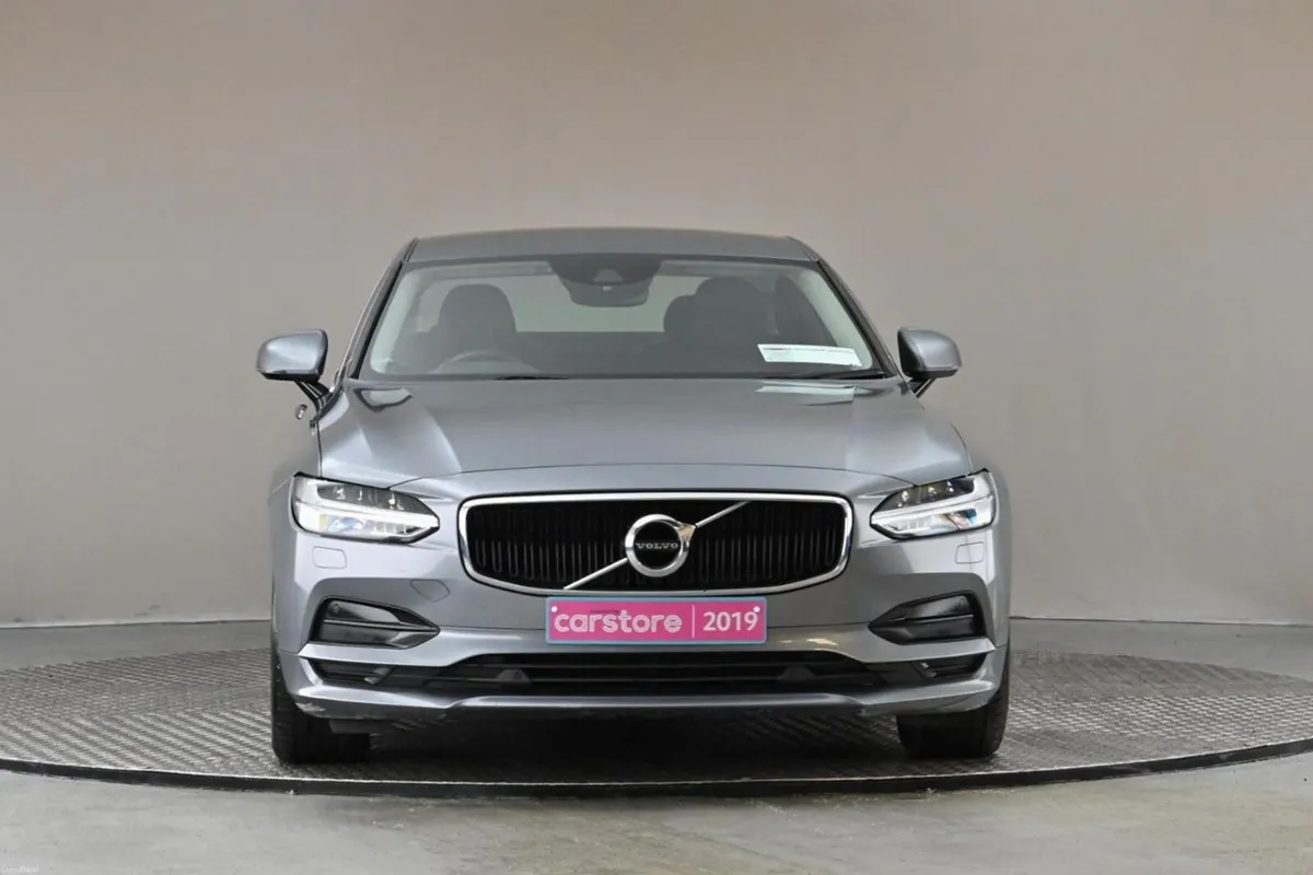Volvo S90 2.0TD D4 MOMENT 190BHP - Image 2