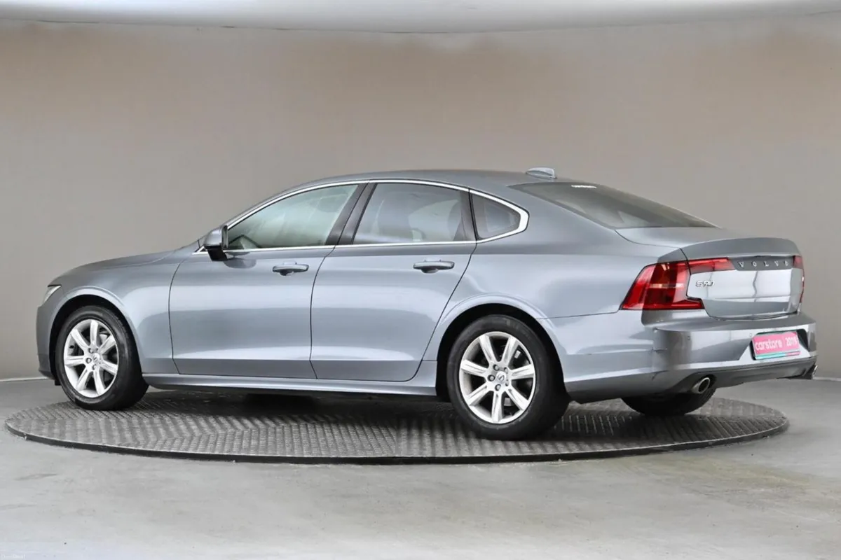 Volvo S90 2.0TD D4 MOMENT 190BHP - Image 6