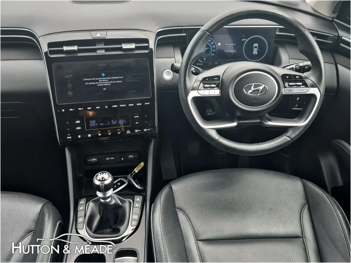 Hyundai Tucson Executive Plus 1.6 Diesel 5dr - Image 3