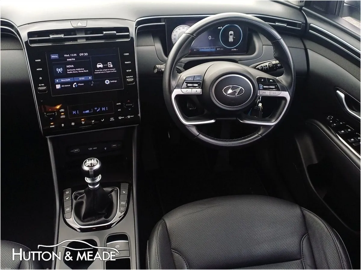 Hyundai Tucson Executive 1.6 Diesel 5dr - Image 3
