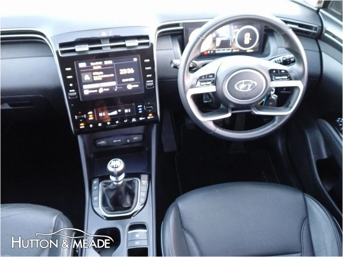 Hyundai Tucson Executive 2T REDUCED TO SELL - Image 4