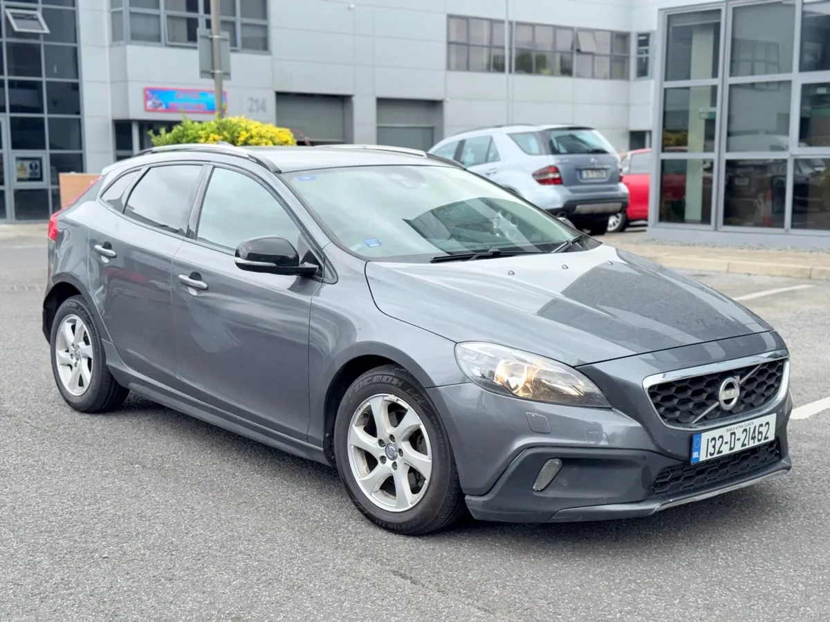 * CHEAPEST*2013 Volvo v40 1.6 Diesel Automatic - Image 2
