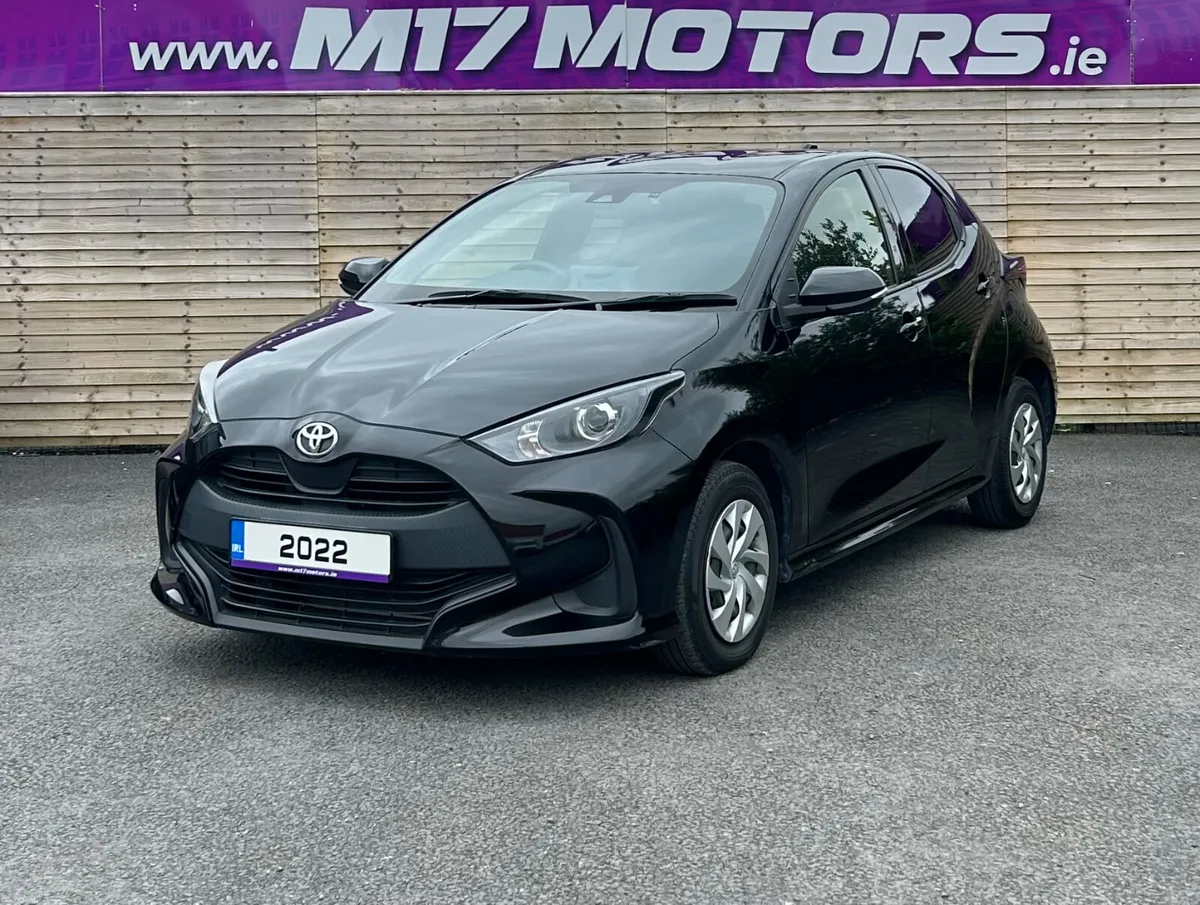 2022 Toyota Yaris, 1.0 Auto - Image 3