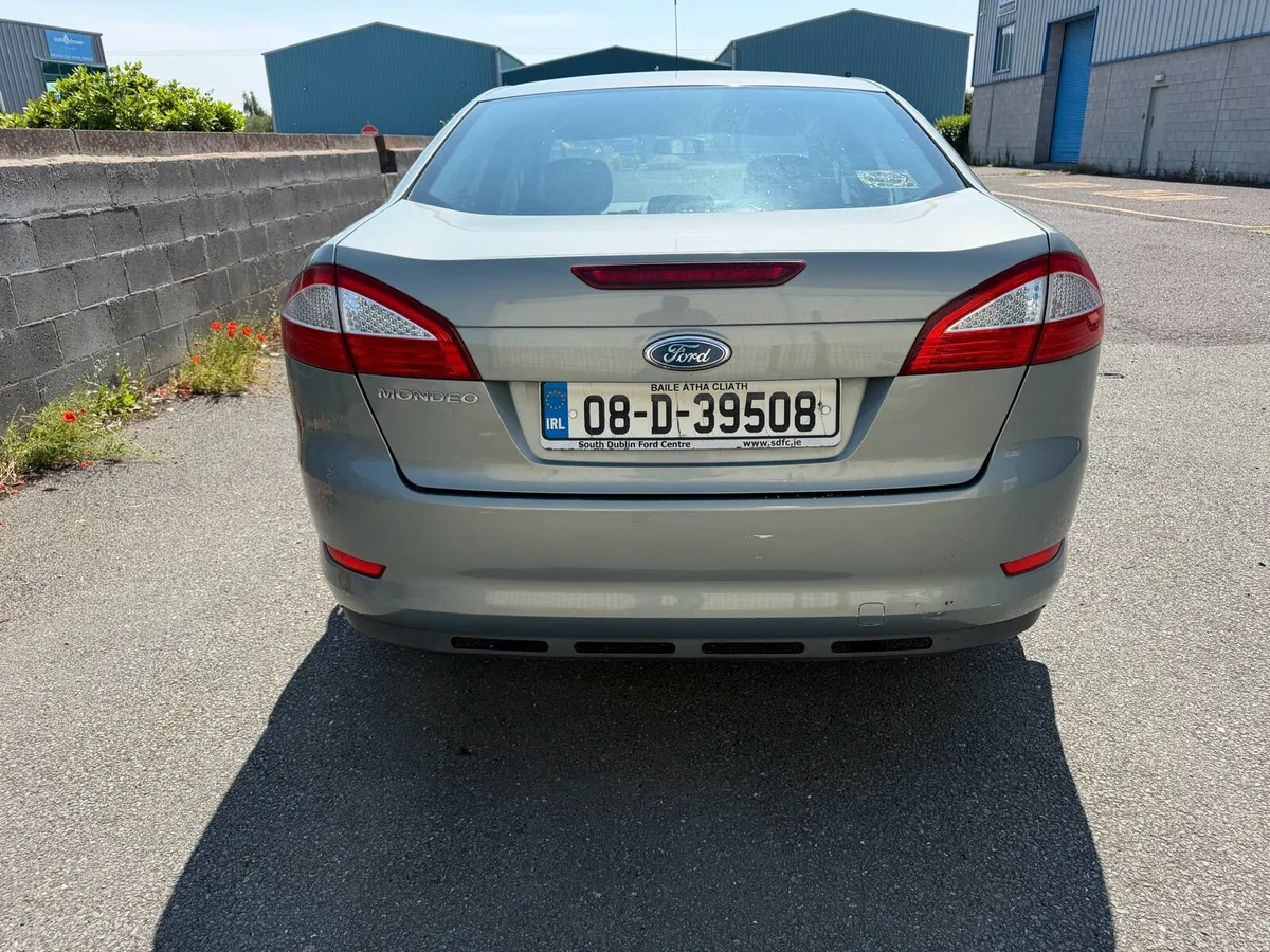 Ford Mondeo  low miles - Image 4