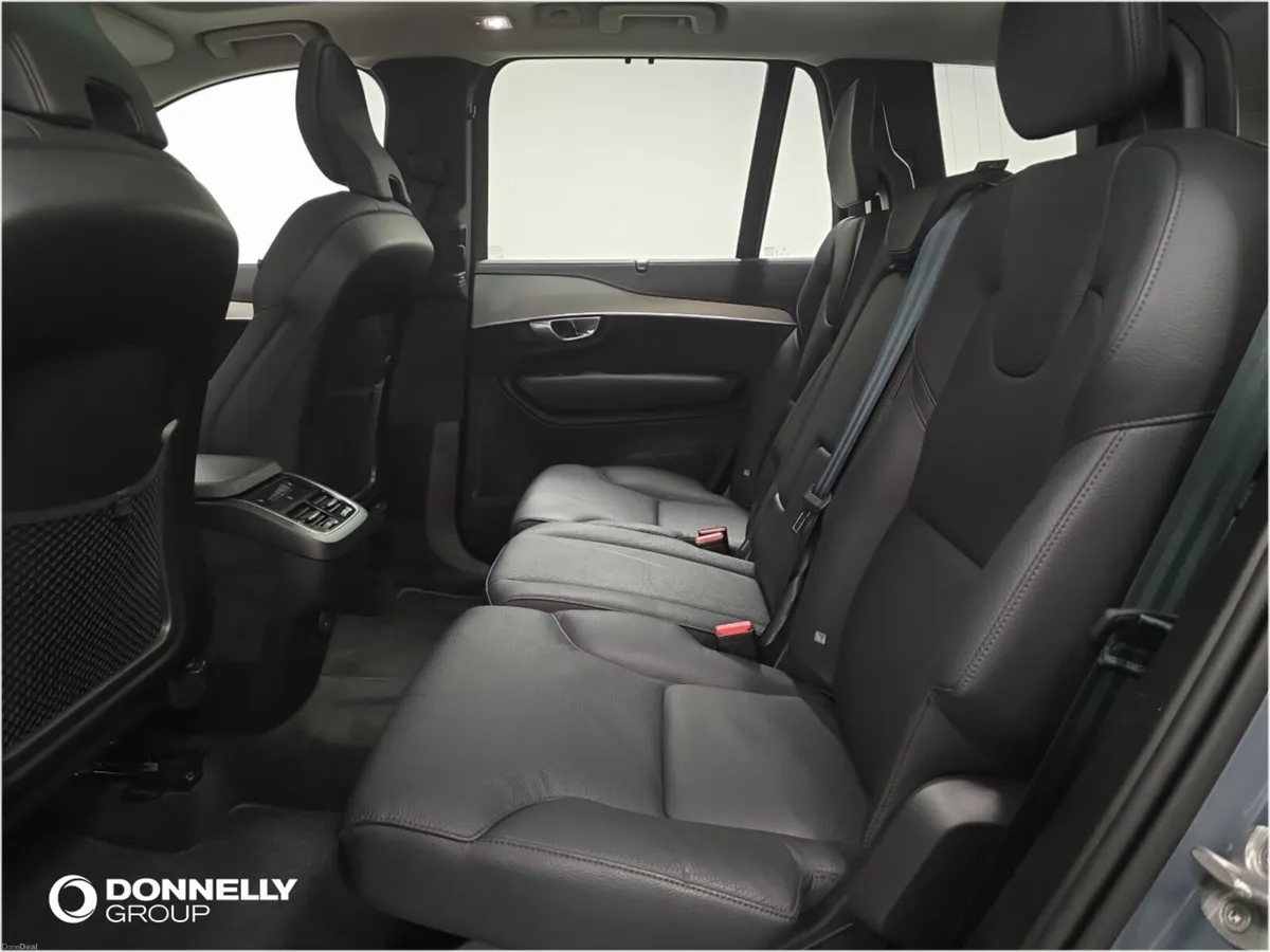 Volvo XC90 Diesel Estate Plus - Image 6