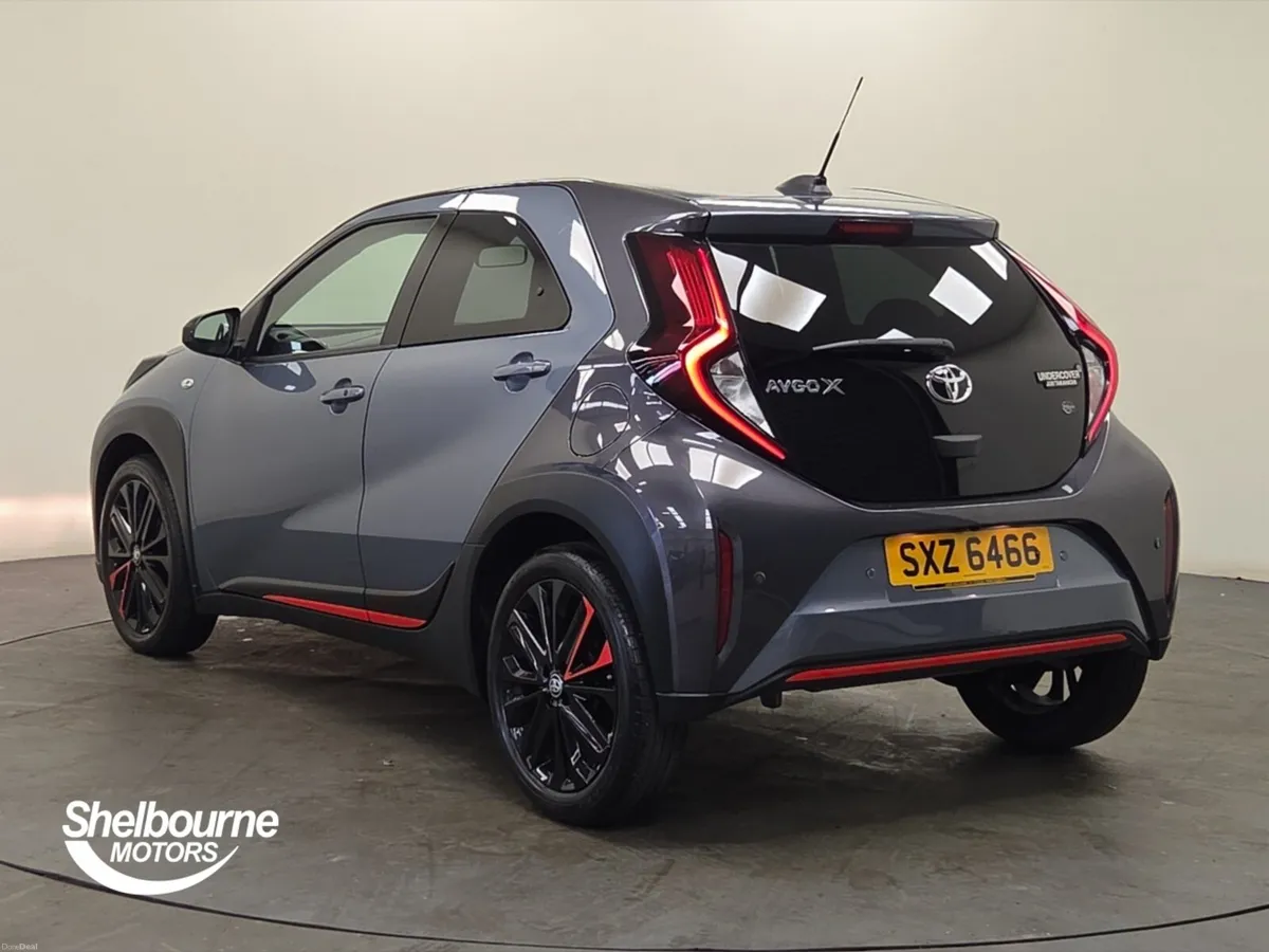 Toyota Aygo X Hatchback Undercover - Image 2
