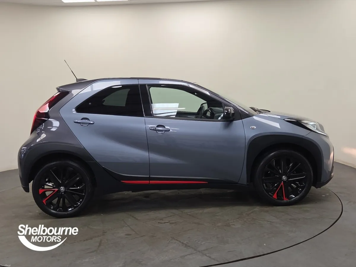 Toyota Aygo X Hatchback Undercover - Image 3