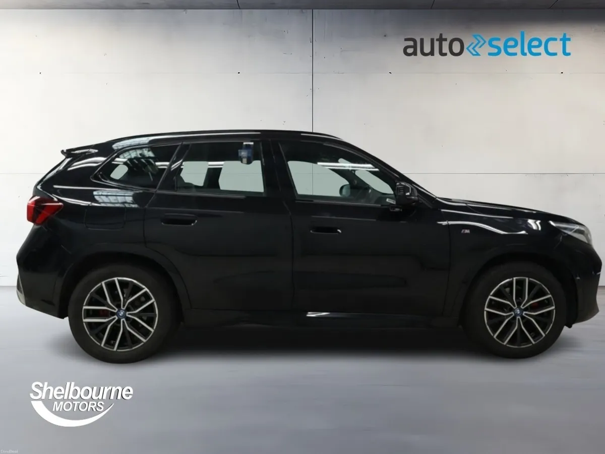 BMW iX1 EDRIVE20 M SPORT - Image 3