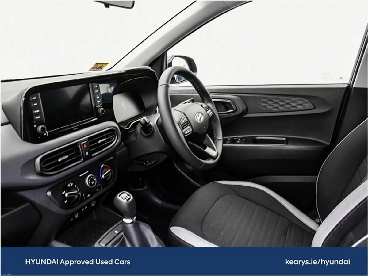 Hyundai i10 Deluxe Plus - Image 5