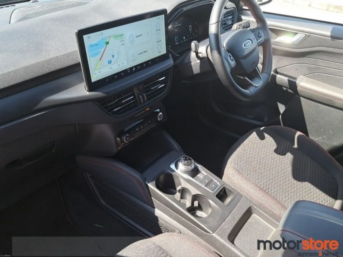 Ford Kuga 2.5 PHEV ST-Line I DEMO MODEL - Image 3
