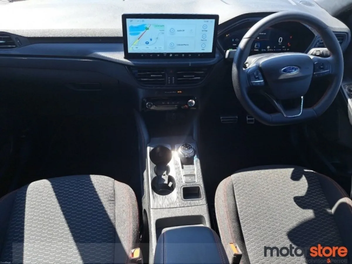 Ford Kuga 2.5 PHEV ST-Line I DEMO MODEL - Image 4