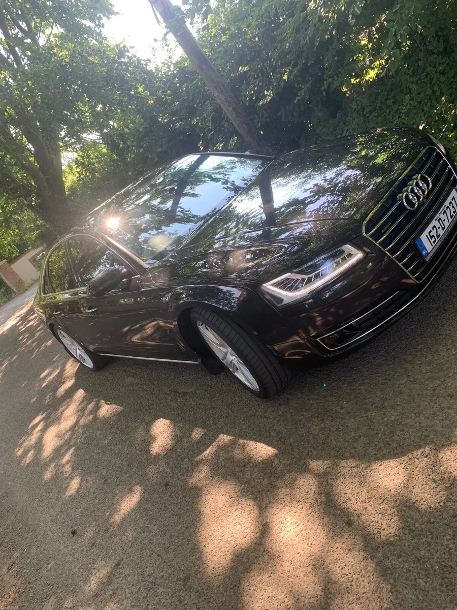 Audi A8 2015 - Image 1