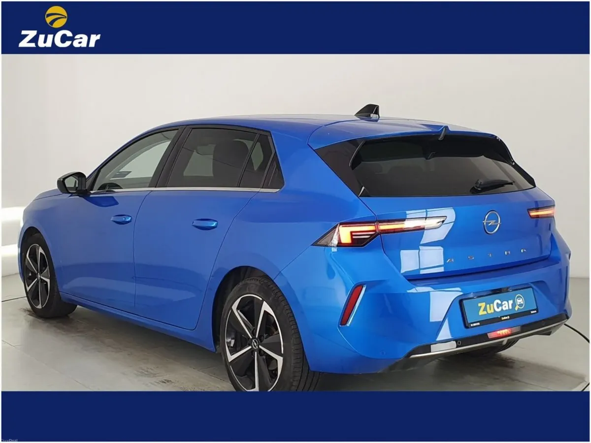 Opel Astra Elegance 1.2 Turbo 130PS 6 Speed - Image 4