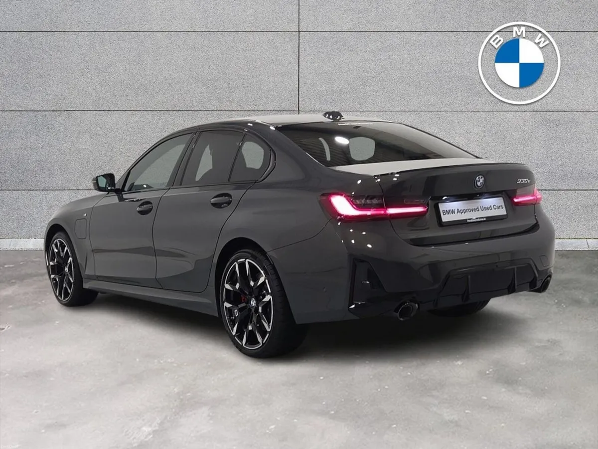 BMW 3-Series 330e M Sport Saloon - Image 3