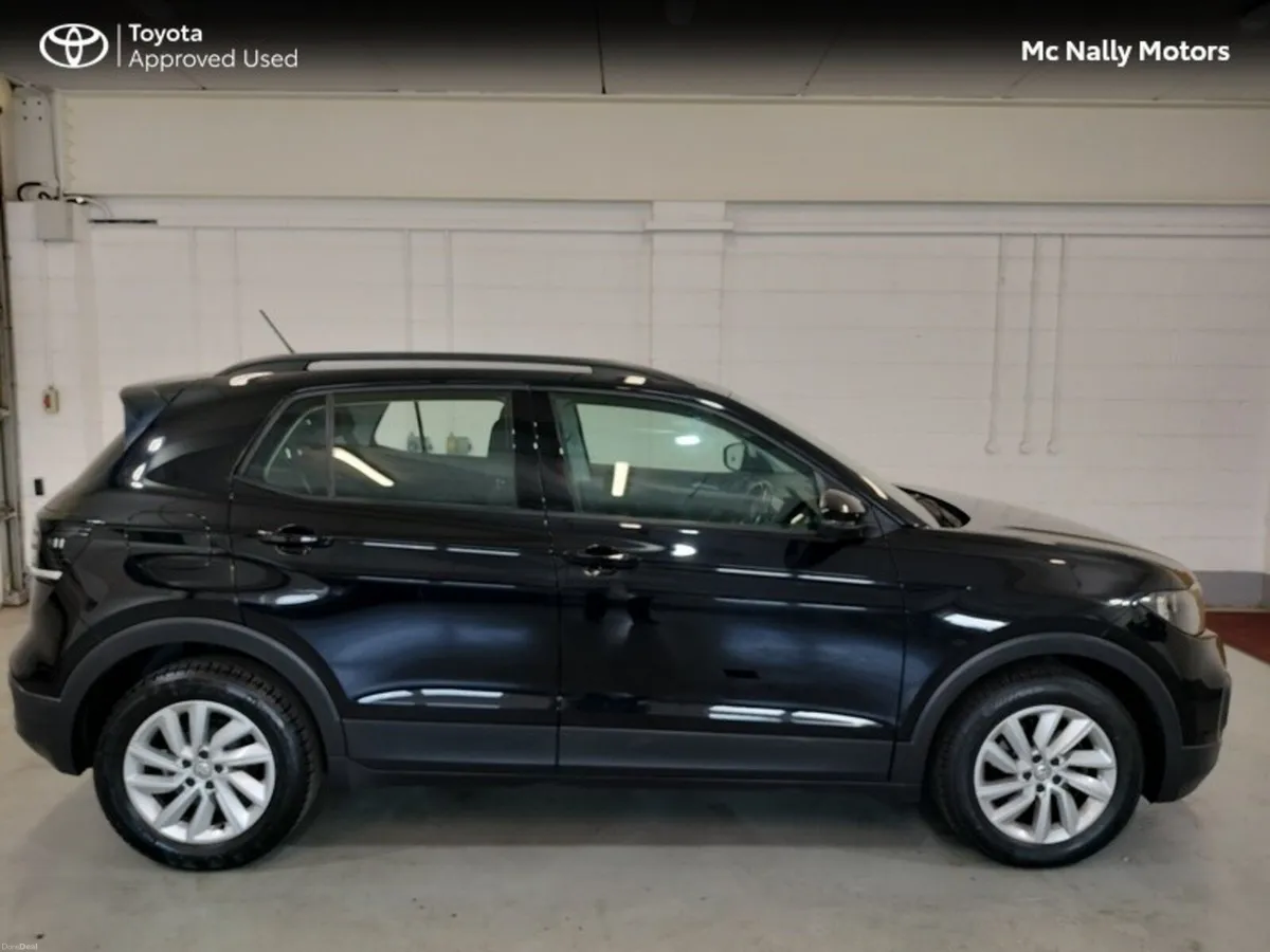 Volkswagen T-Cross LIFE 1.0 TSI MANUAL LOW KMS - Image 4