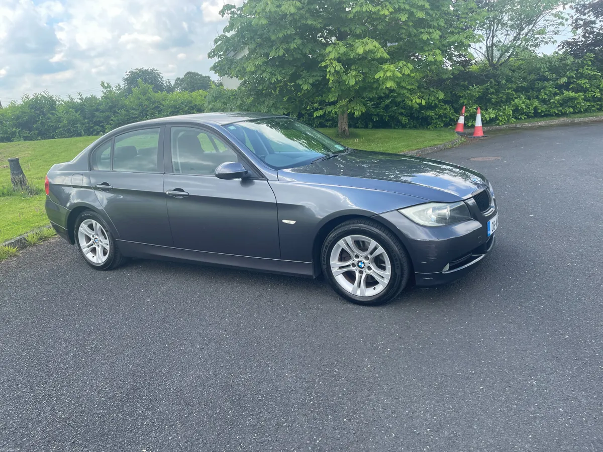 BMW 3-Series 2008 - Image 1