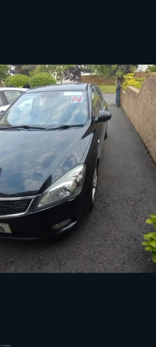 Kia Ceed 2011 - Image 2