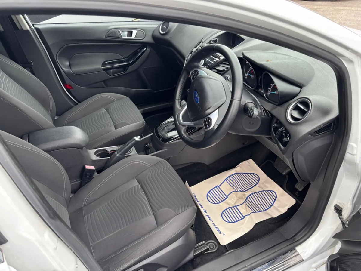 Ford Fiesta Ford Fiesta 1.0, petrol, auto, loads o - Image 4