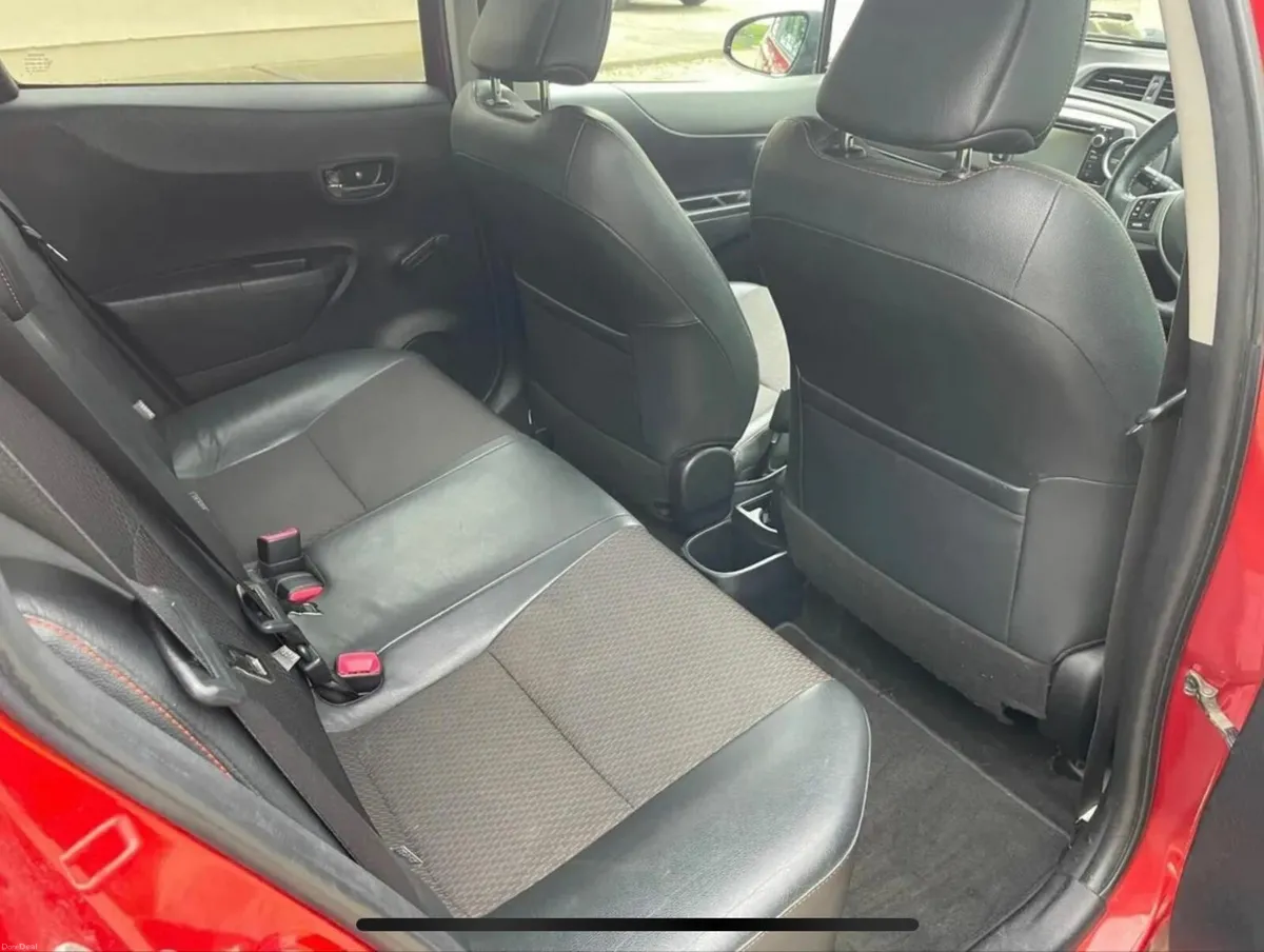 Toyota Yaris 1.3L Petrol 2013 - Image 6