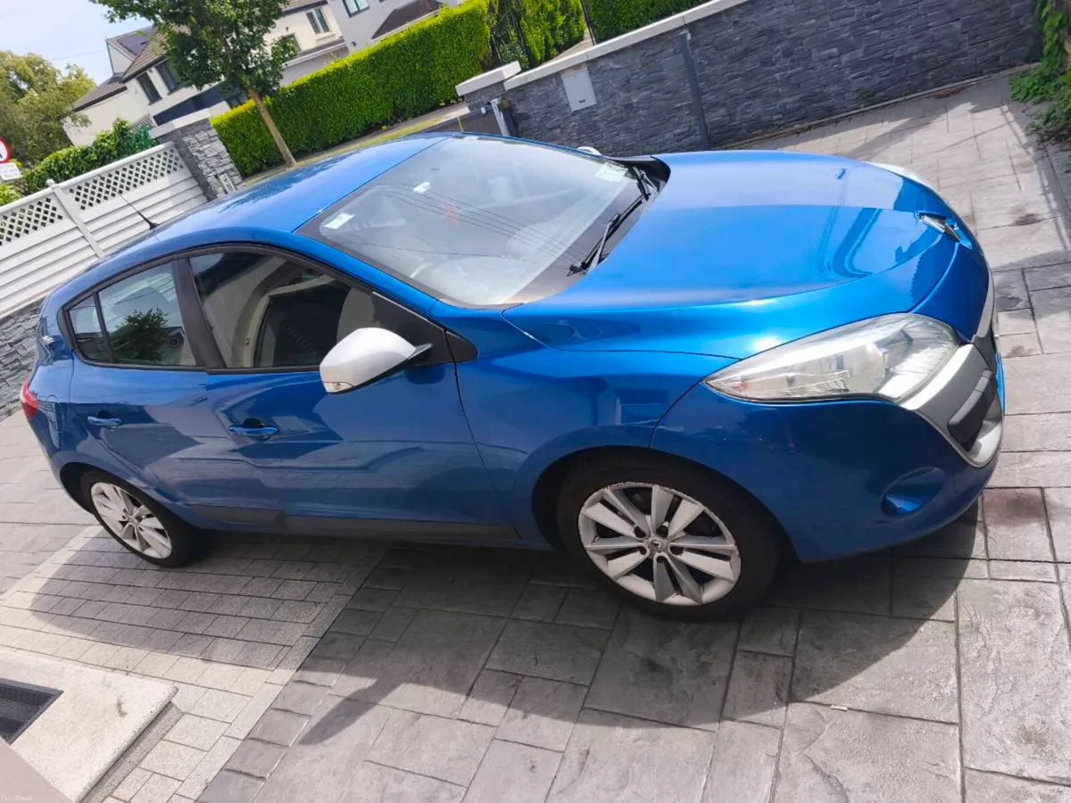 Renault Megane 2010 - Image 1