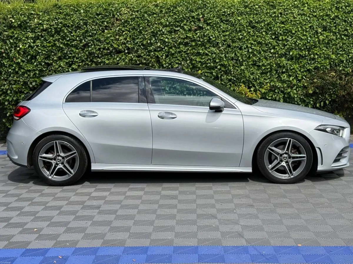 Mercedes-Benz A-Class A200d AMG-LINE PREMIUM PLUS - Image 3