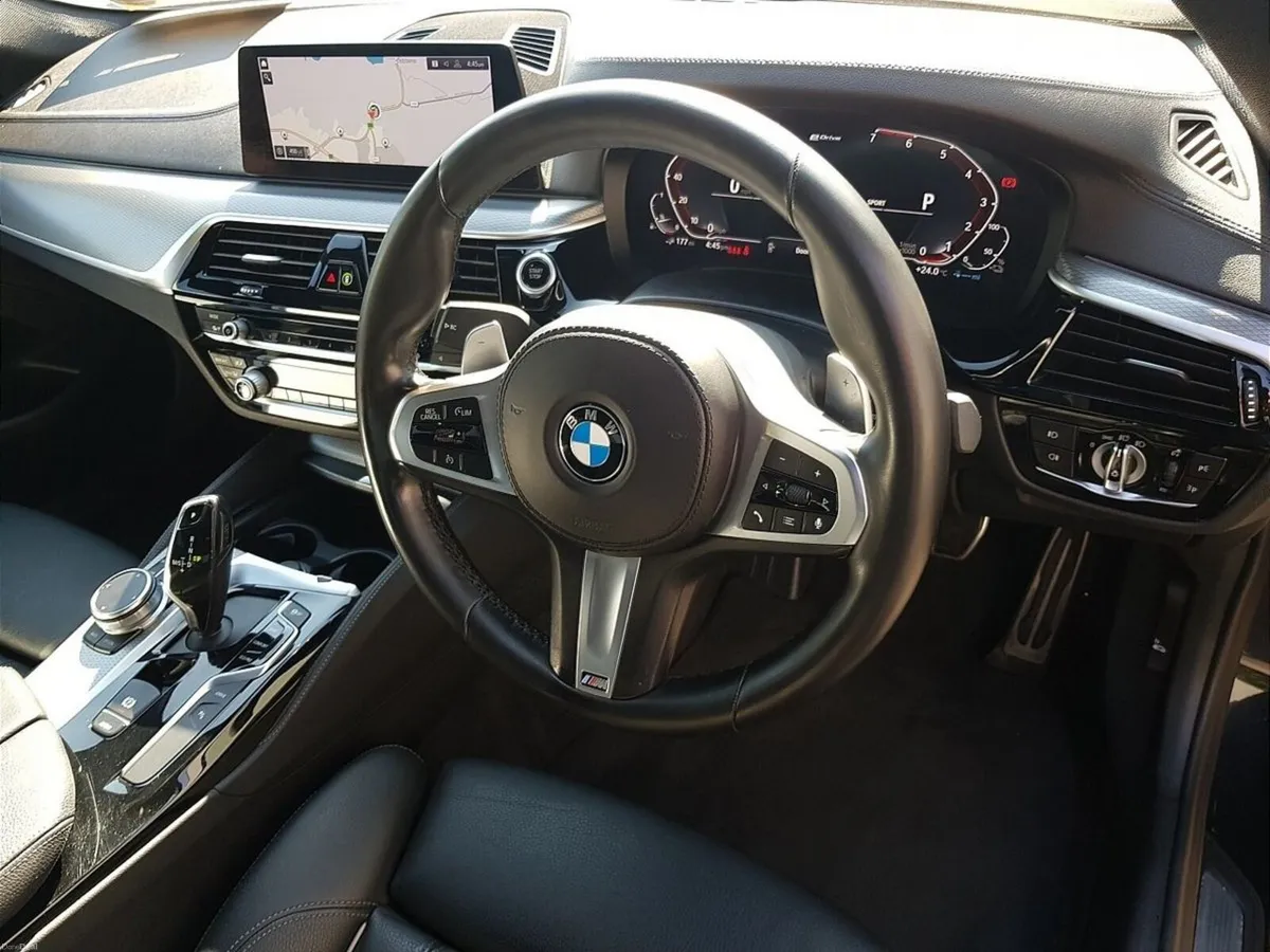 BMW 5-Series 530e M Sport - Image 6