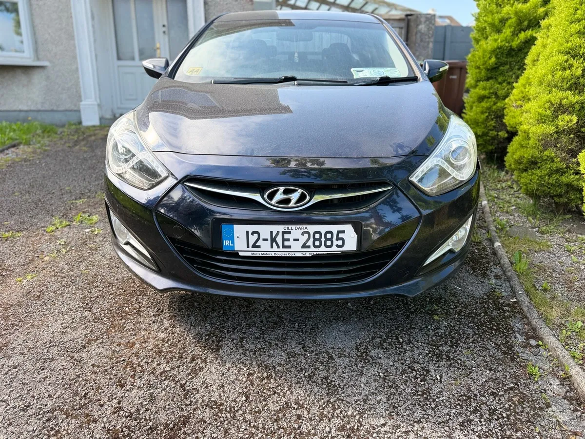 Car - Image 1