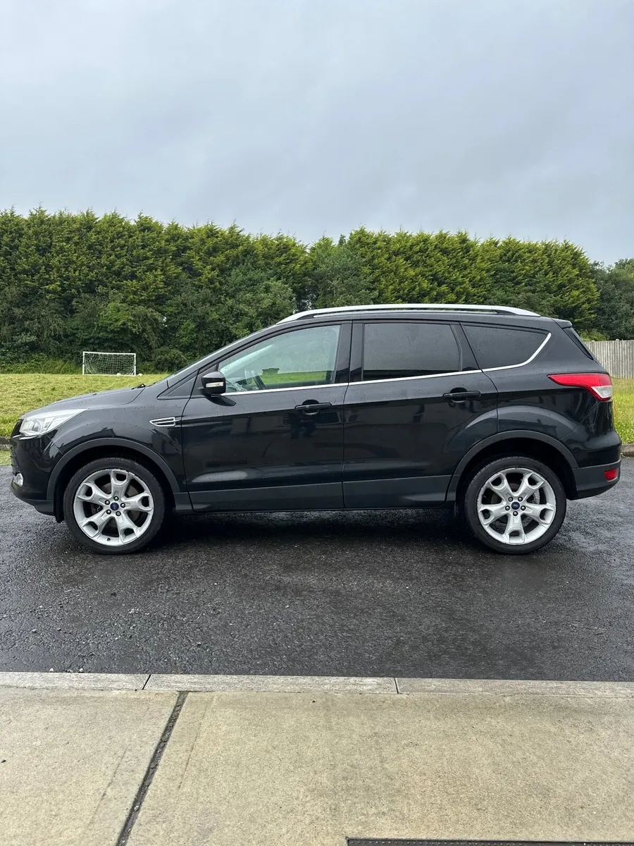Ford Kuga 2015 - Image 4