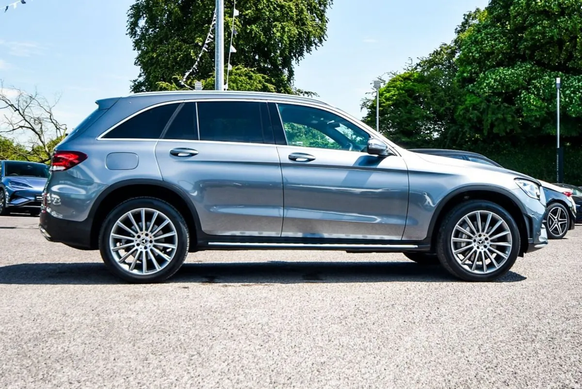 Mercedes-Benz GLC 300de AMG Premium 316bhp 4Matic - Image 4