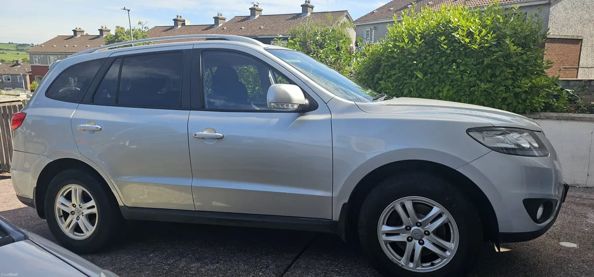 Hyundai santa fe - Image 2